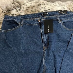 Fashion Nova Boyfriend Jeans. Size 20